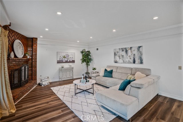 MLS #WS25259083 image #33