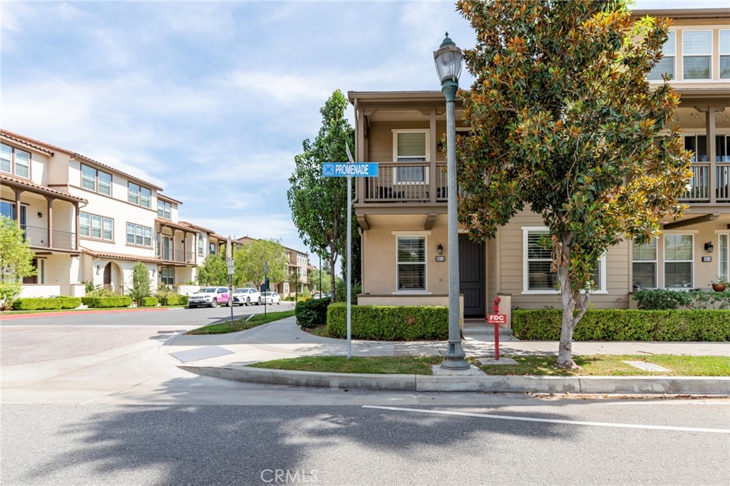 MLS #WS25259141 image #1