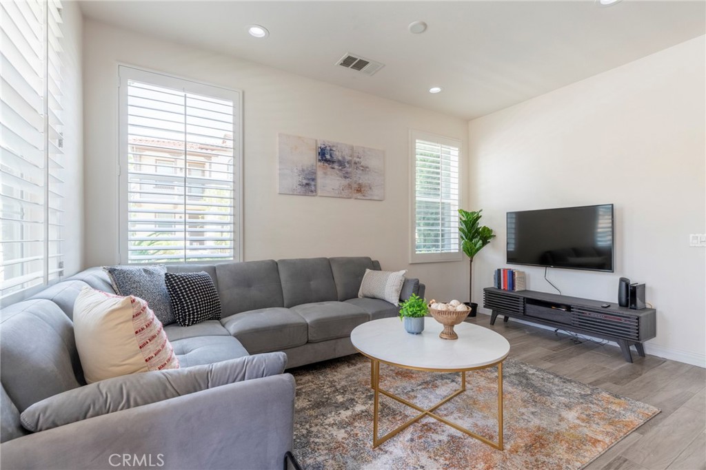 MLS #WS25259141 image #23