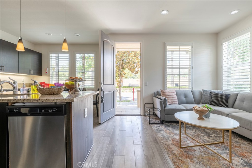 MLS #WS25259141 image #4