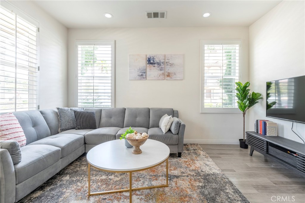 MLS #WS25259141 image #40