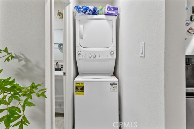 MLS #WS25259188 image #16