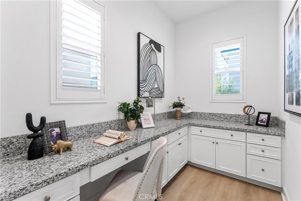 MLS #WS25259222 image #10