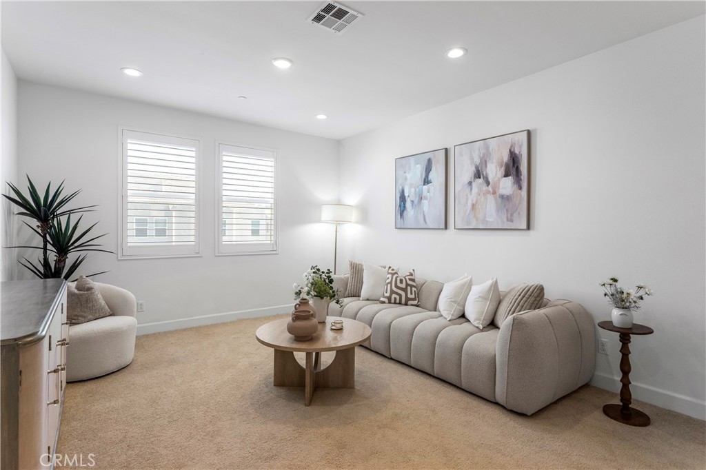 MLS #WS25259222 image #14