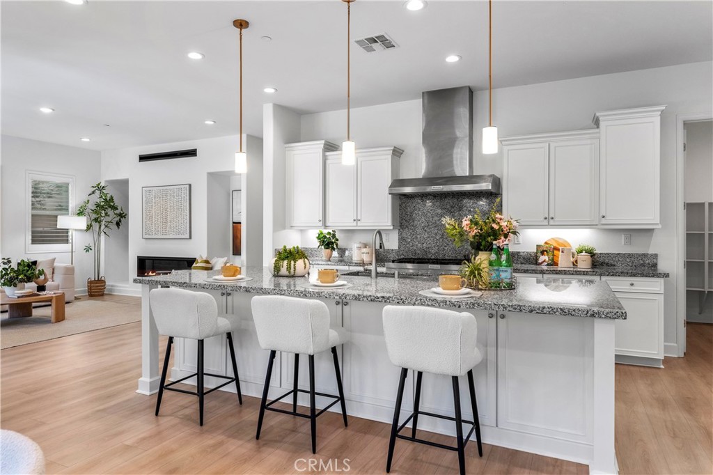 MLS #WS25259222 image #6