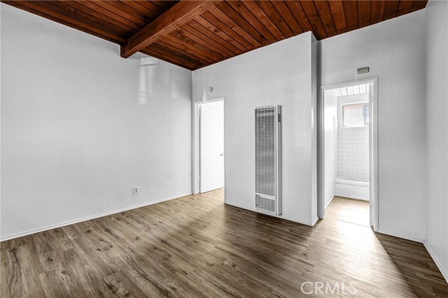 MLS #WS25259409 image #1