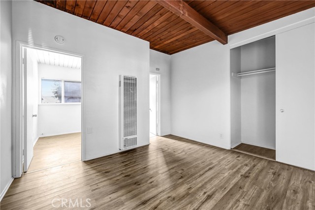 MLS #WS25259409 image #2