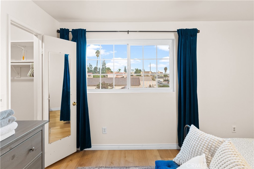 MLS #WS25259444 image #21