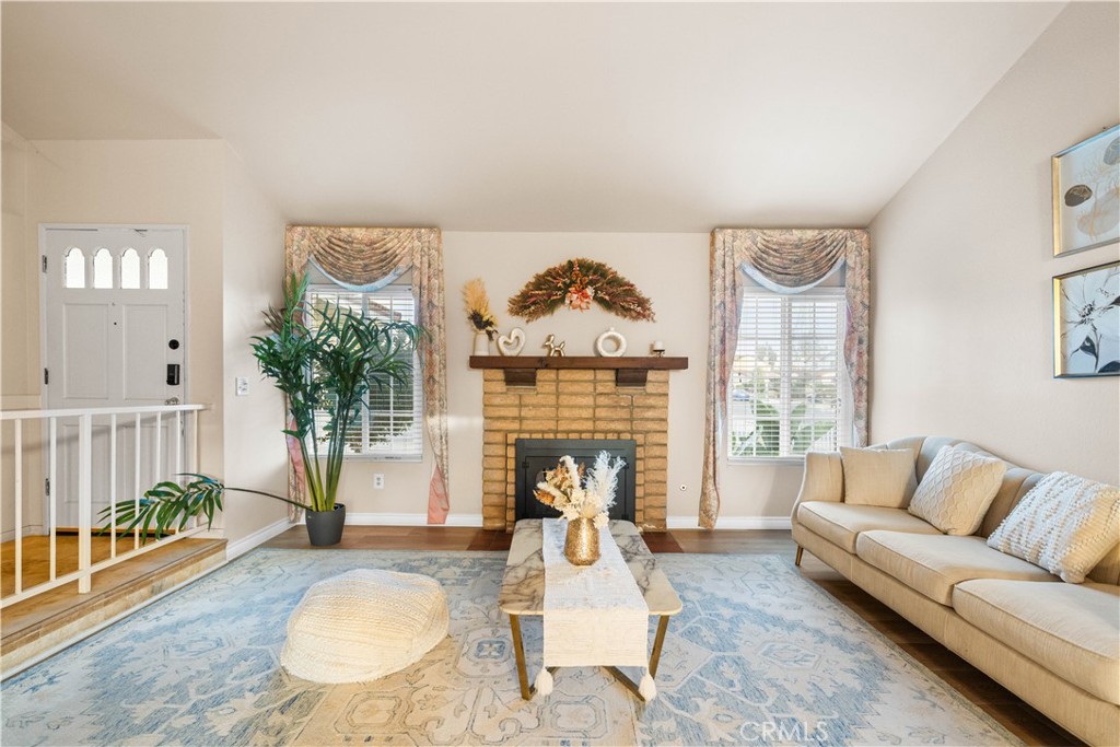 MLS #WS25259444 image #6