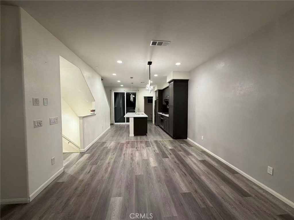 MLS #WS25259572 image #10