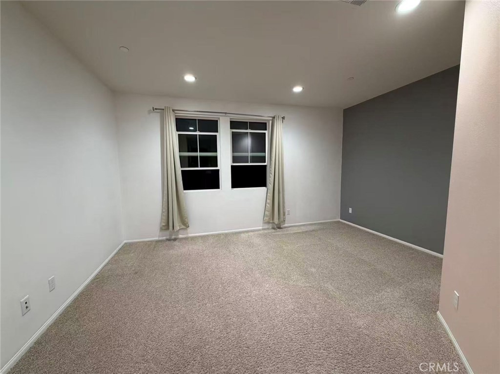 MLS #WS25259572 image #15