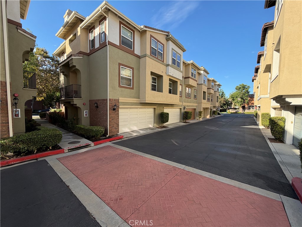 MLS #WS25259639 image #2