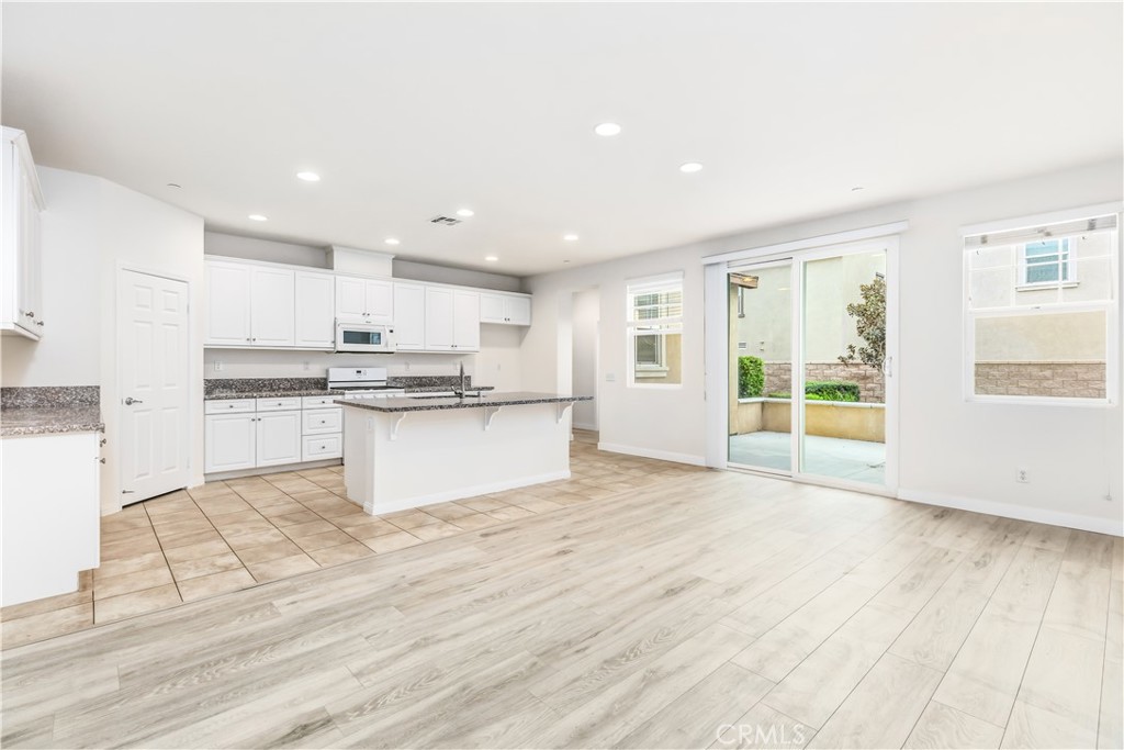 MLS #WS25259666 image #14