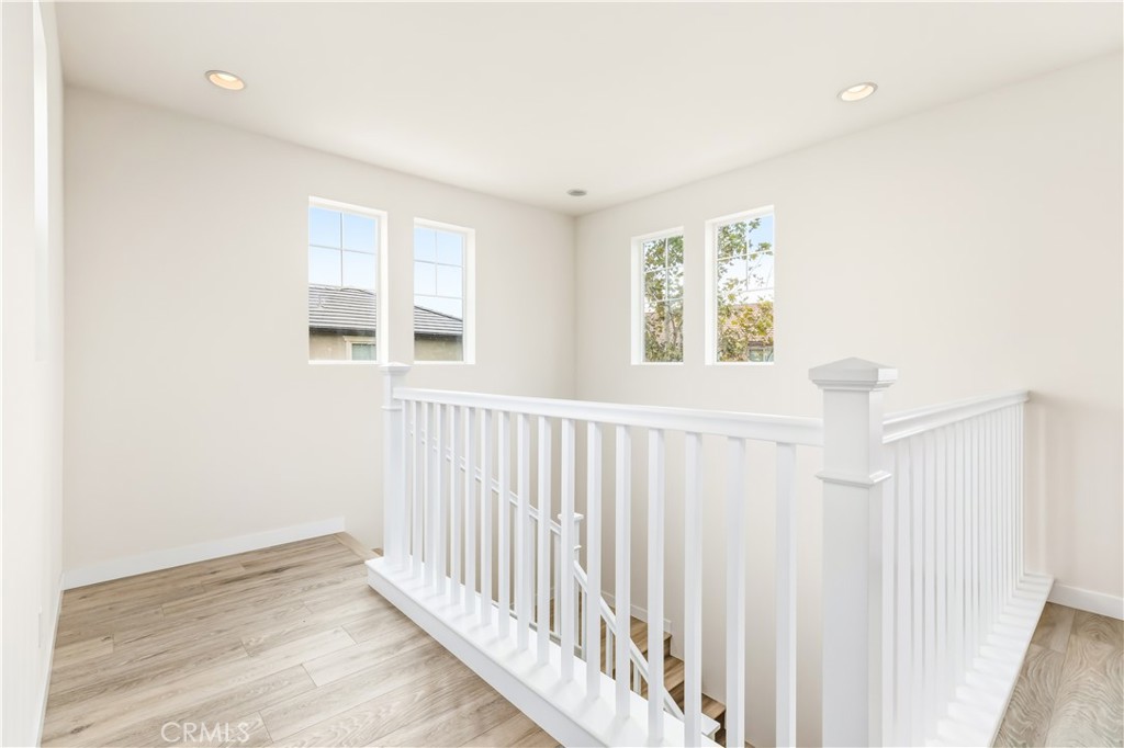 MLS #WS25259666 image #24