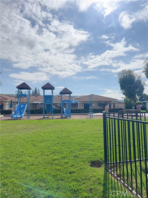 MLS #WS25259748 image #17