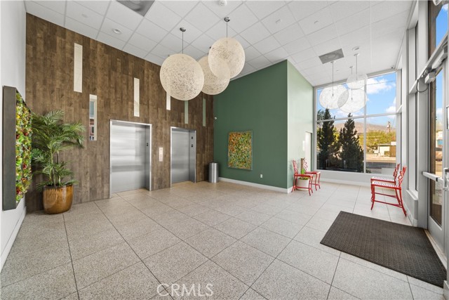 MLS #WS25259813 image #10