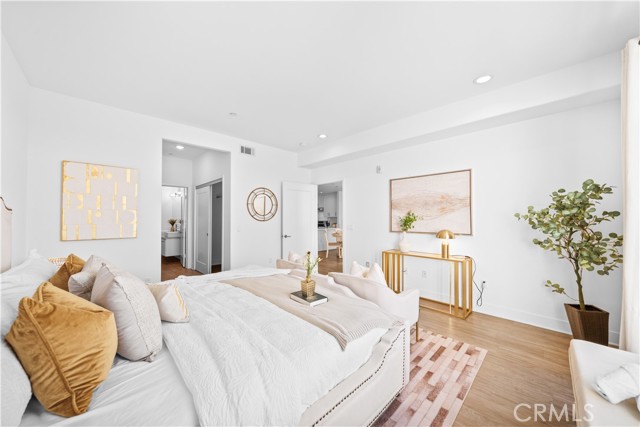 MLS #WS25259813 image #26