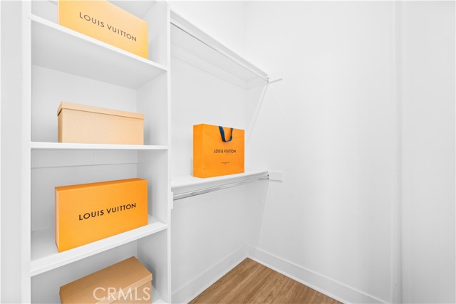 MLS #WS25259813 image #31