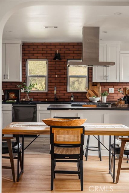 MLS #WS25259901 image #3