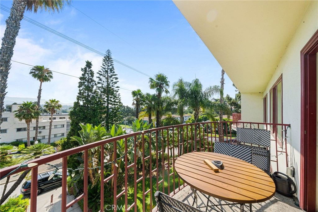 MLS #WS25260269 image #11