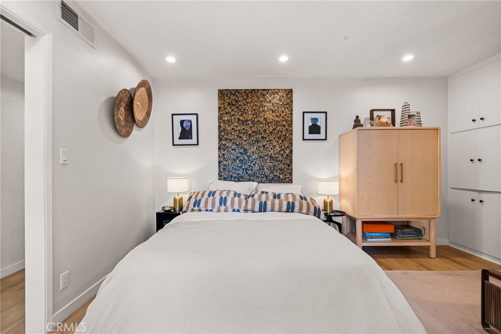 MLS #WS25260269 image #17