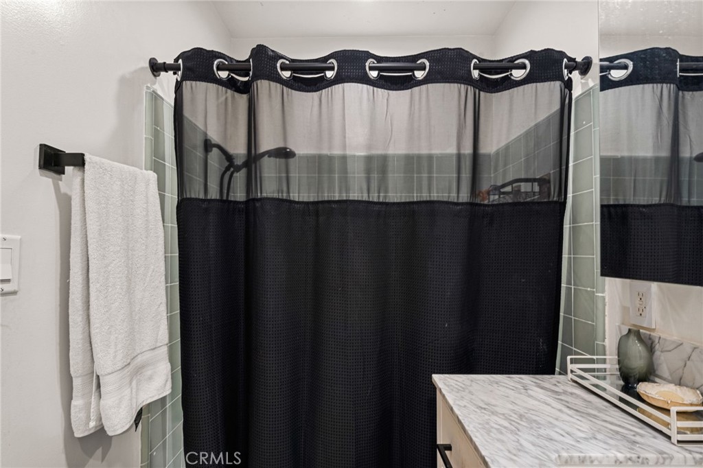 MLS #WS25260269 image #24