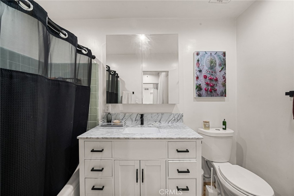 MLS #WS25260269 image #25