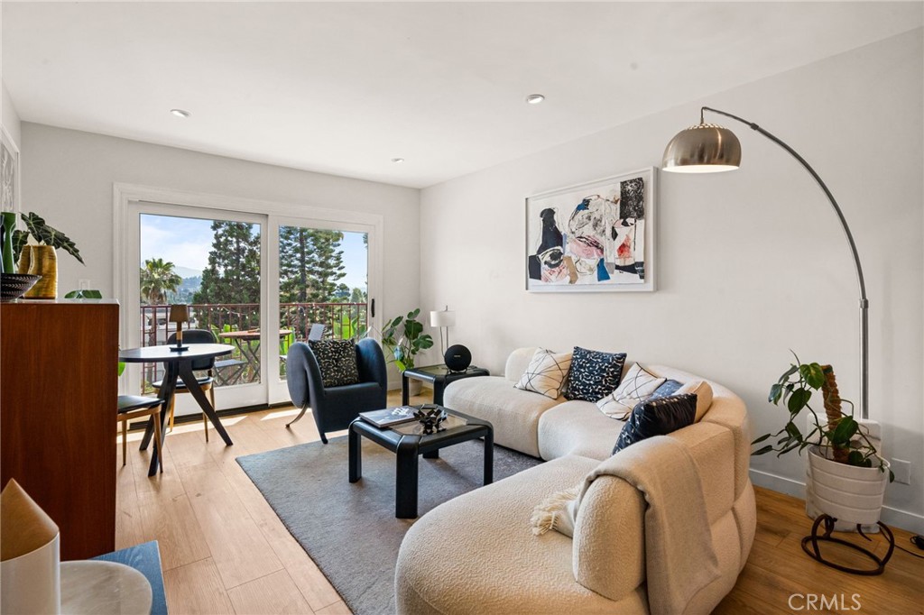 MLS #WS25260269 image #5