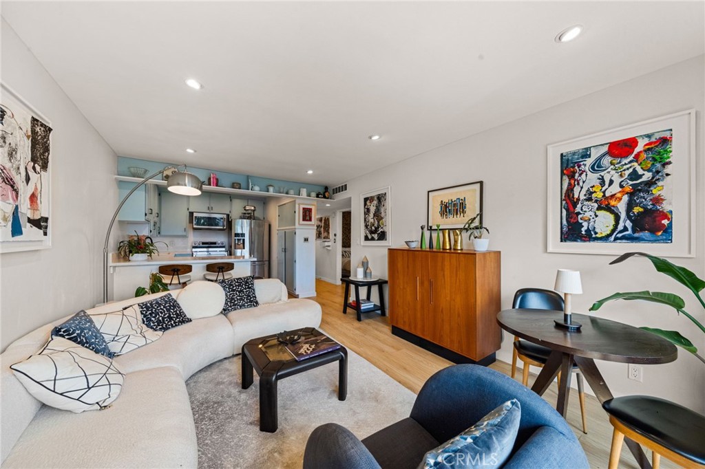 MLS #WS25260269 image #7