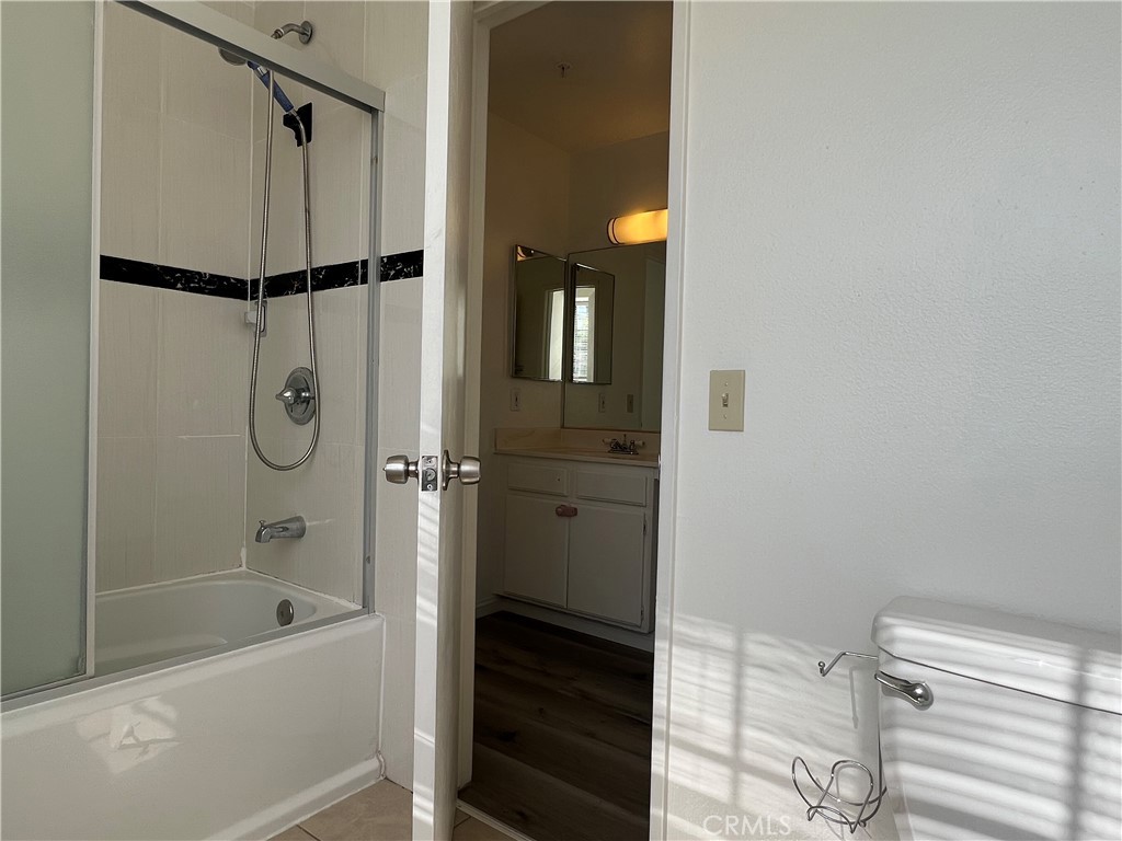 MLS #WS25260279 image #13