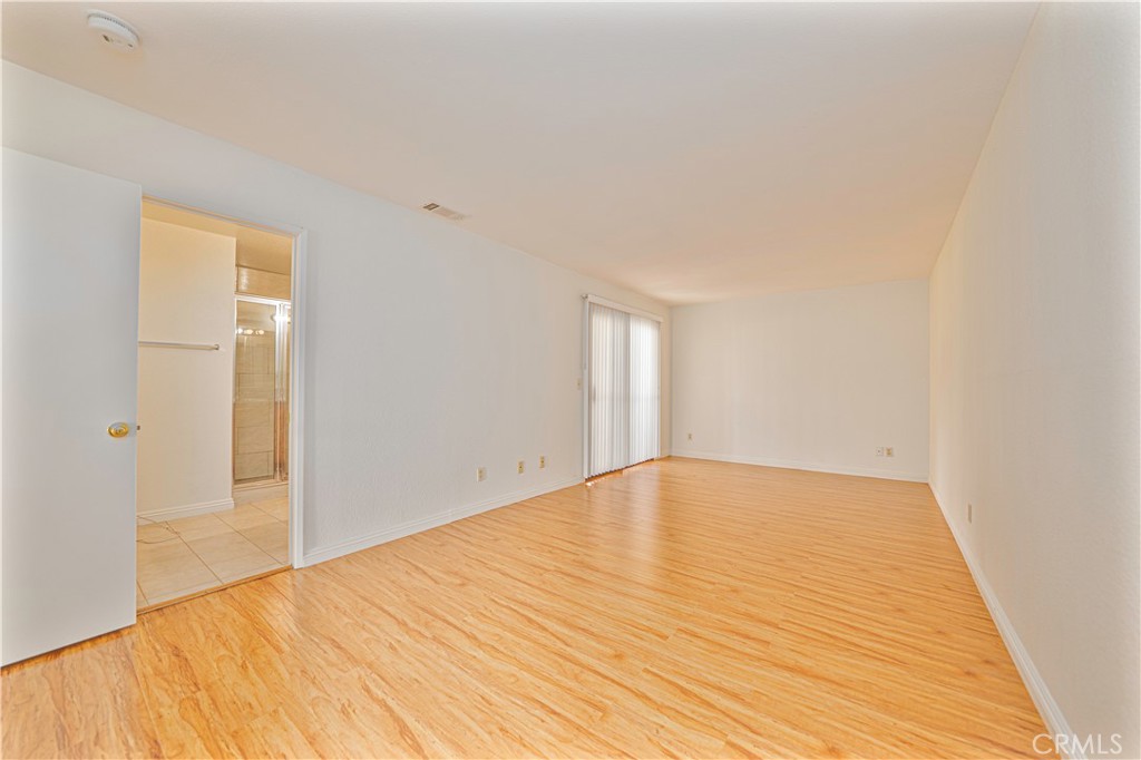 MLS #WS25260286 image #14