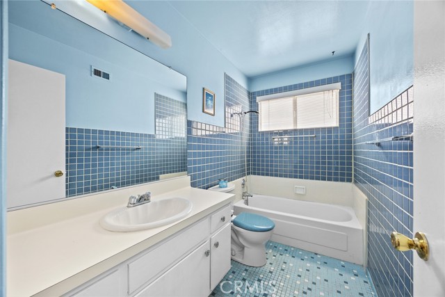 MLS #WS25260337 image #17