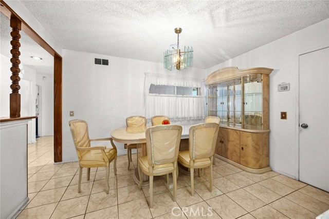 MLS #WS25260337 image #6