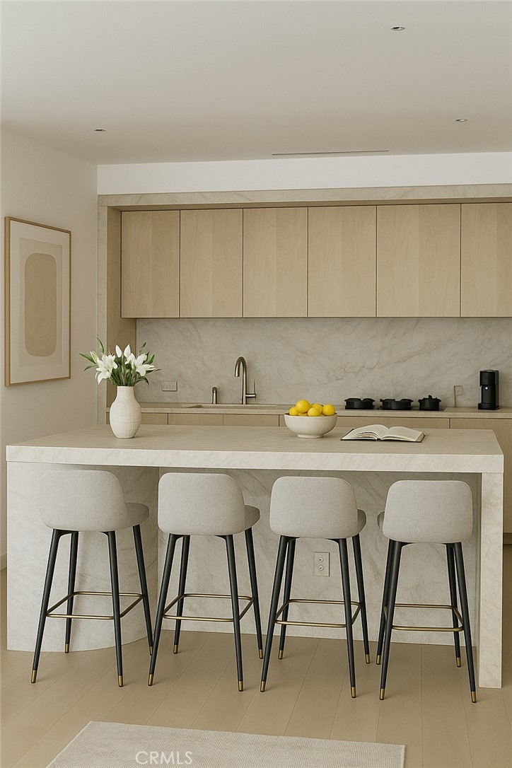 MLS #WS25260388 image #9