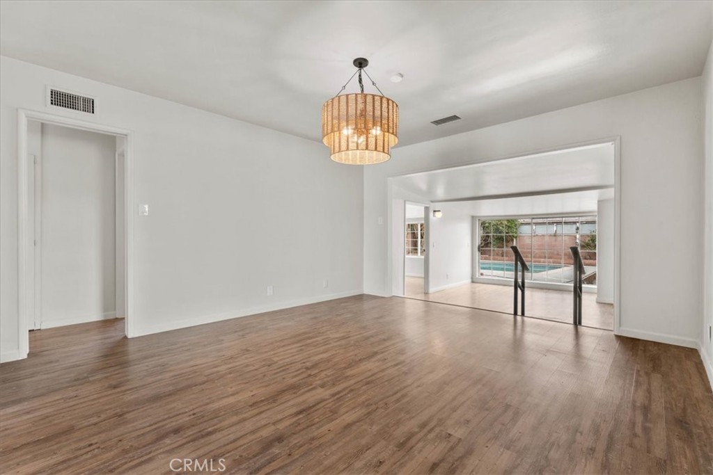 MLS #WS25260712 image #14