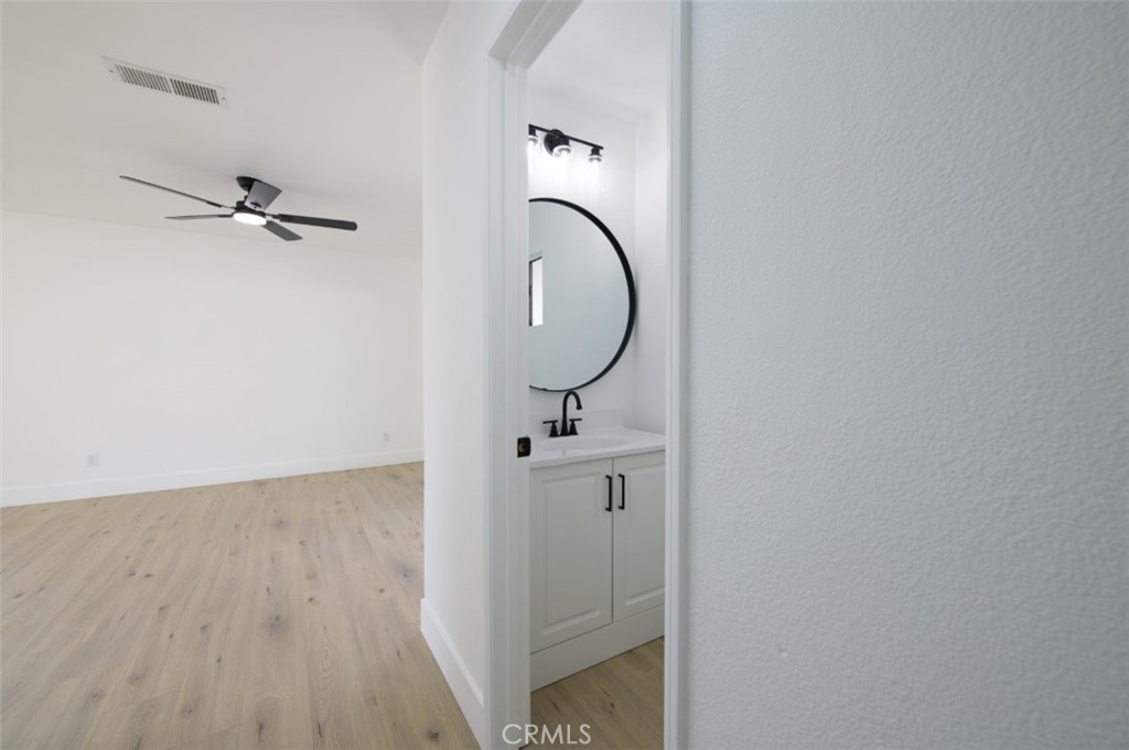 MLS #WS25260713 image #10