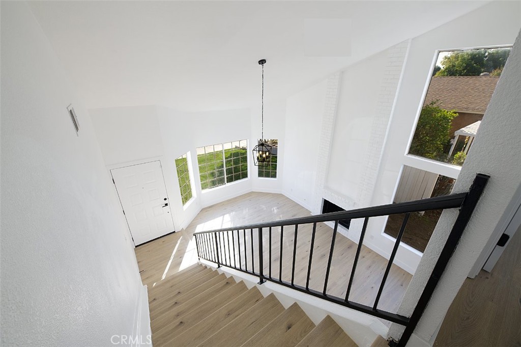 MLS #WS25260713 image #12