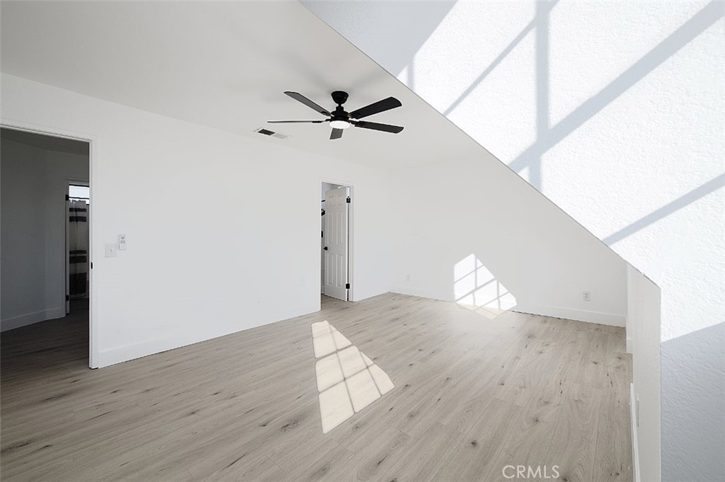 MLS #WS25260713 image #15