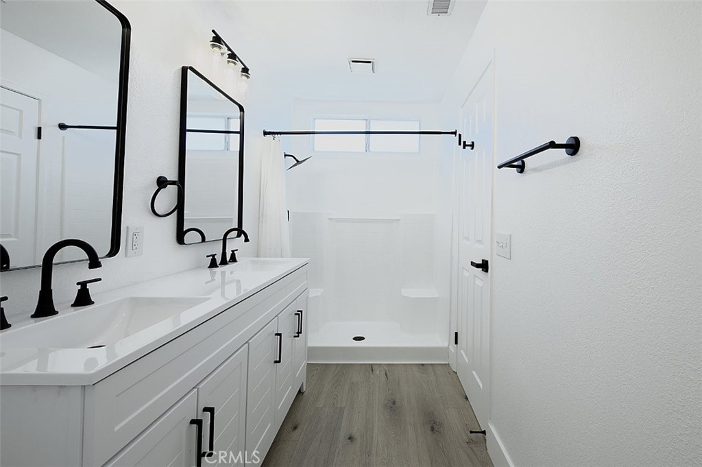 MLS #WS25260713 image #18