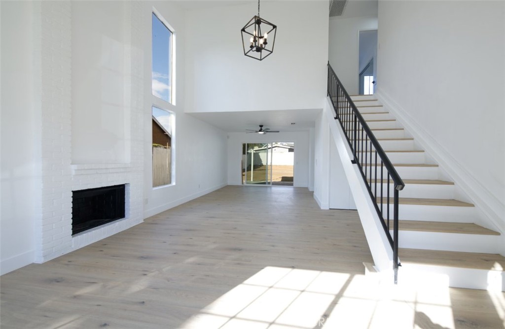 MLS #WS25260713 image #3