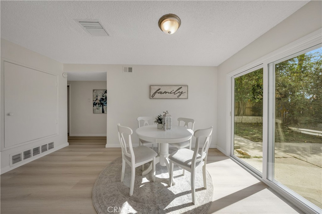 MLS #WS25261097 image #8