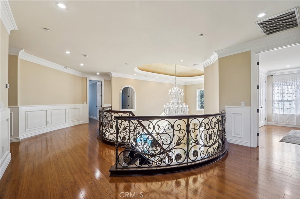 MLS #WS25261103 image #35