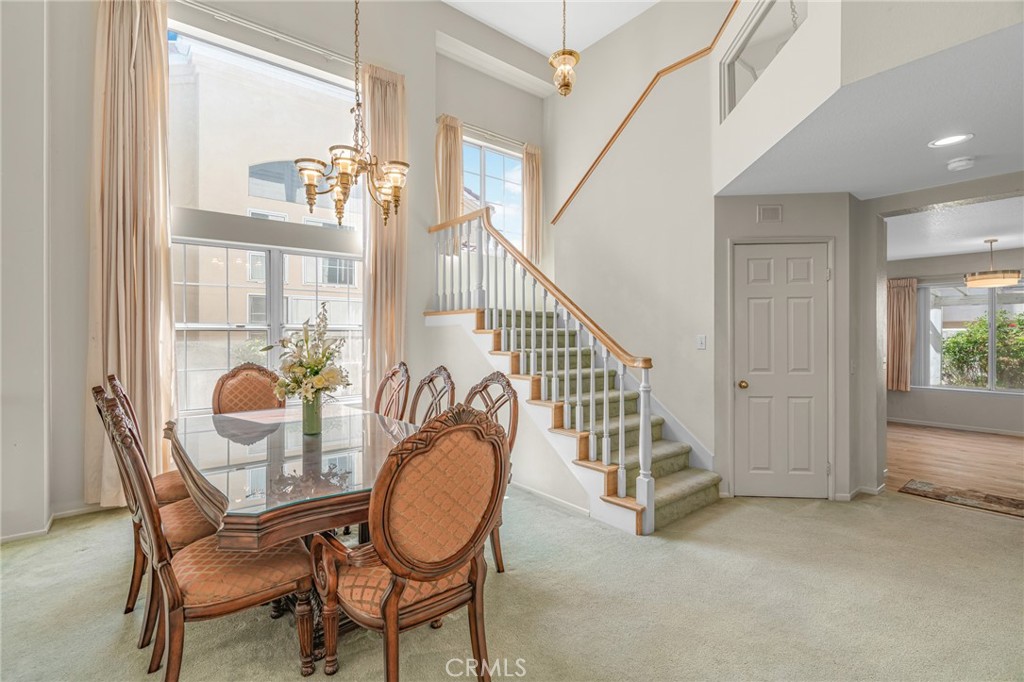 MLS #WS25261138 image #12