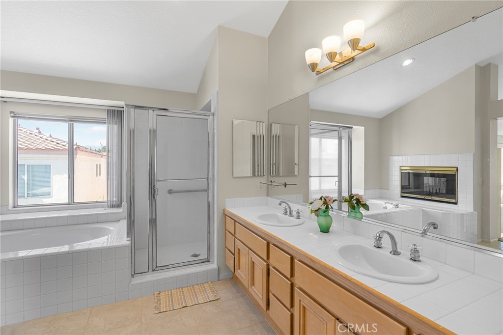 MLS #WS25261138 image #33