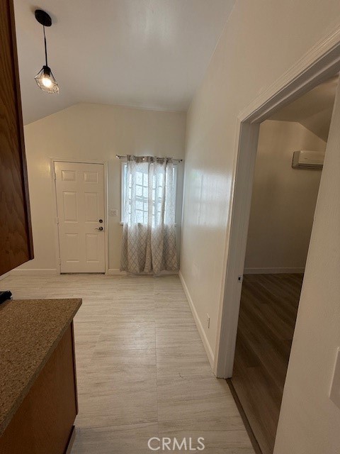 MLS #WS25261144 image #9