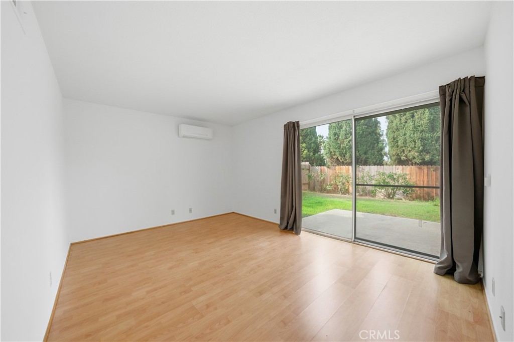 MLS #WS25261166 image #11