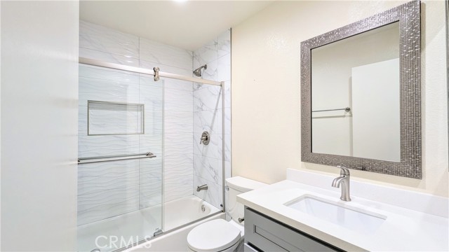 MLS #WS25261229 image #14