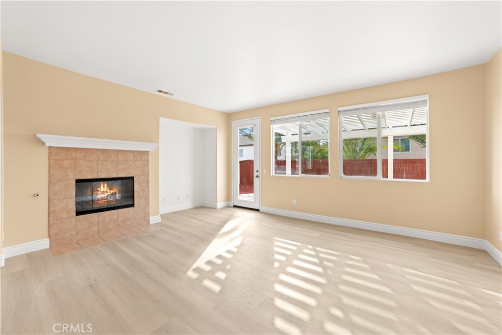 MLS #WS25261316 image #10