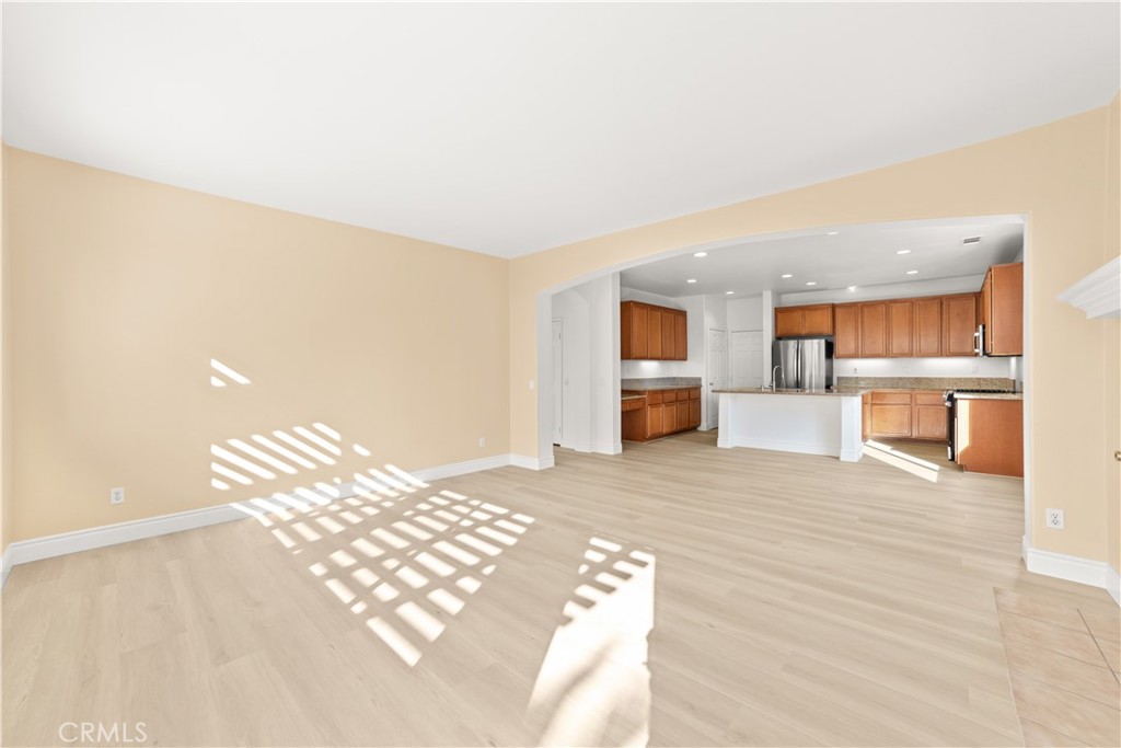 MLS #WS25261316 image #11