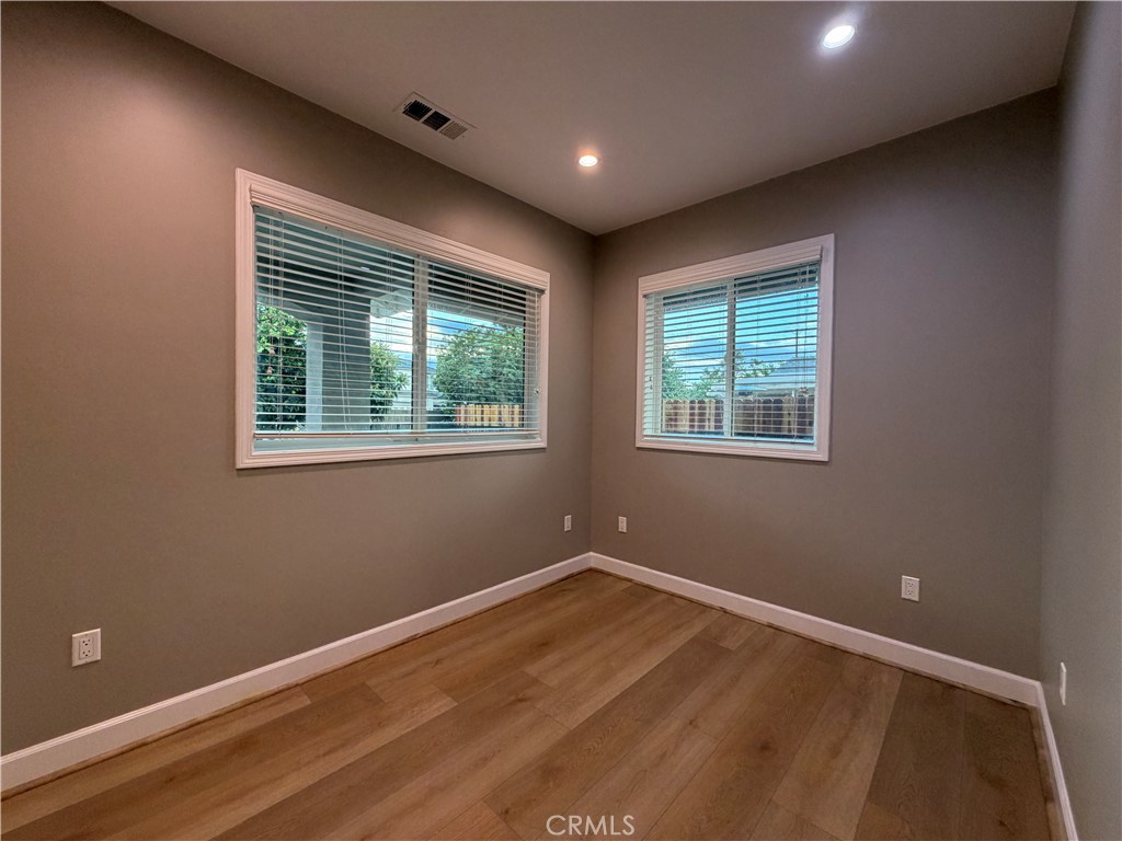 MLS #WS25261501 image #7